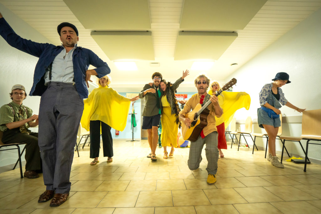 À la salle des fêtes de Sainte-Gemme lundi 11 août