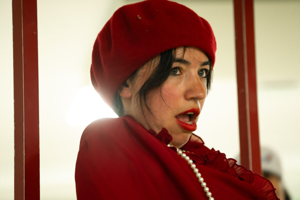 Angèle Arnaud À la salle des fêtes de Sainte-Gemme lundi 11 août