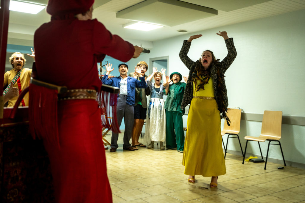 À la salle des fêtes de Sainte-Gemme lundi 11 août